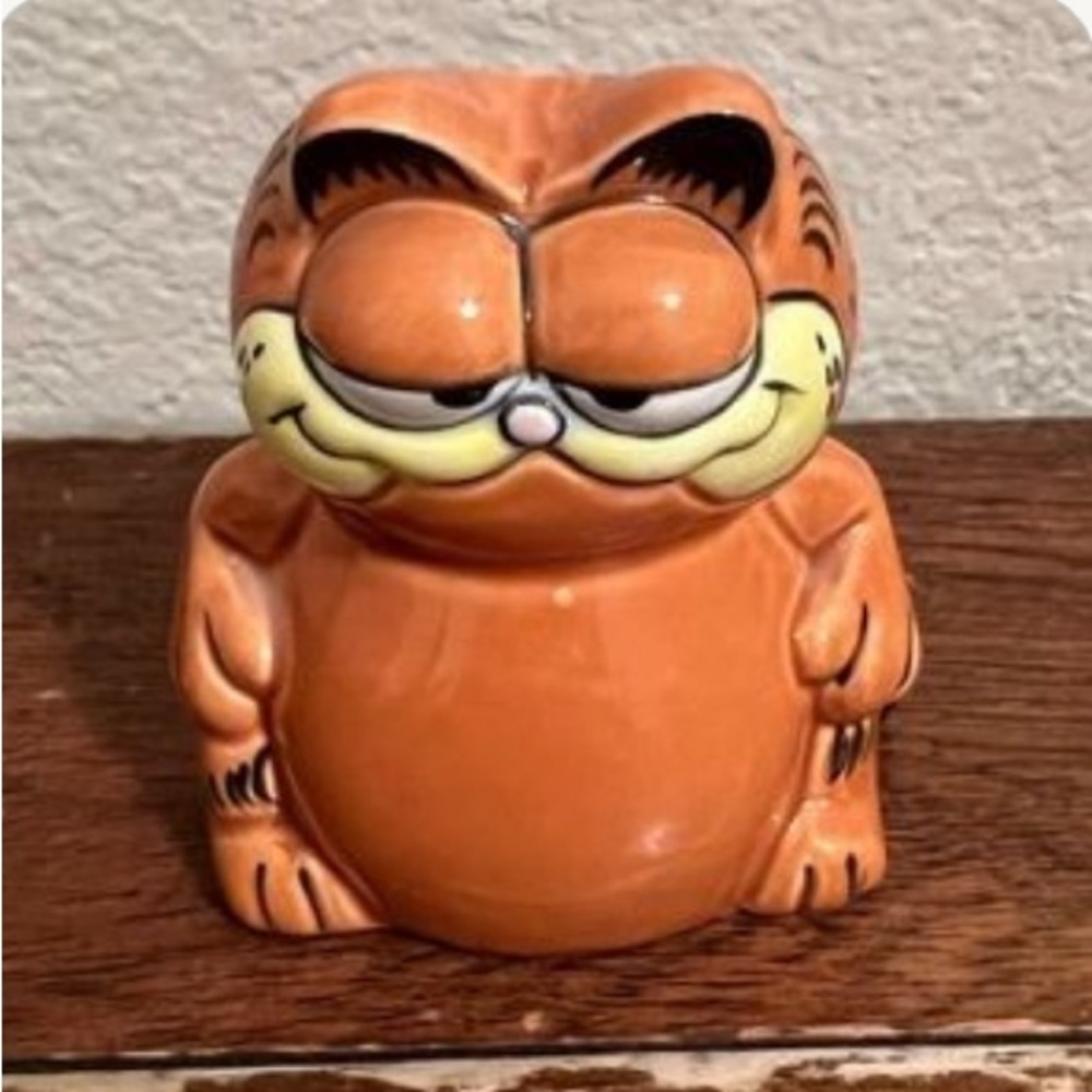 Enesco Garfield Toothpick Holder
